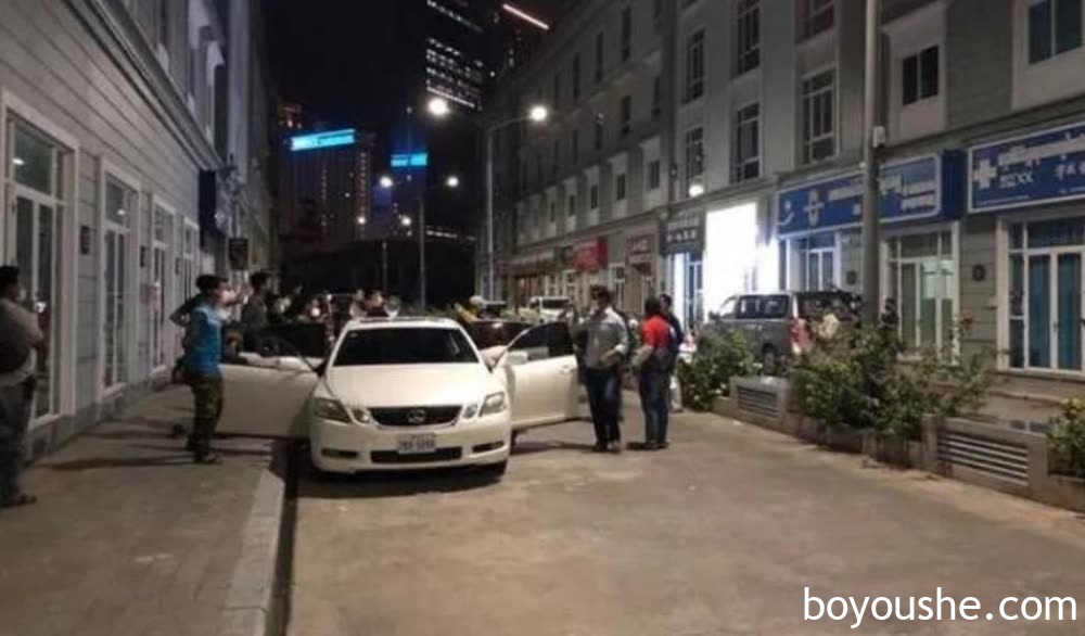 小心!金边市有一批持枪中国籍绑匪出没